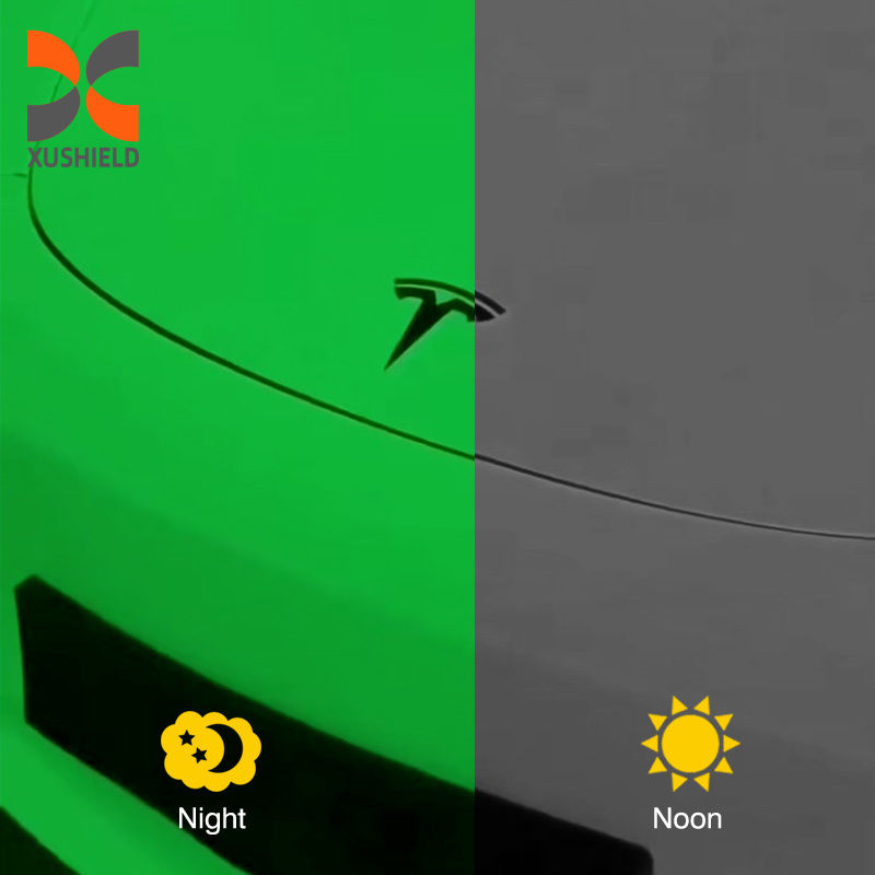 Instalasi kering basah Anti noda TPU Warna PPF fluoresensi Cahaya hijau luminesensi TPU putih ke hijau fotokromisme Cat mobil Pelindung Film